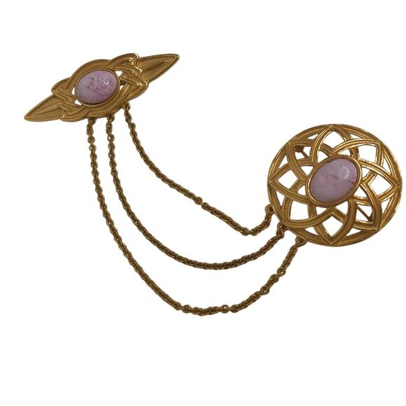 Vintage Monet Pink Cabuchon Chain Link Gold Tone Sweater Clip